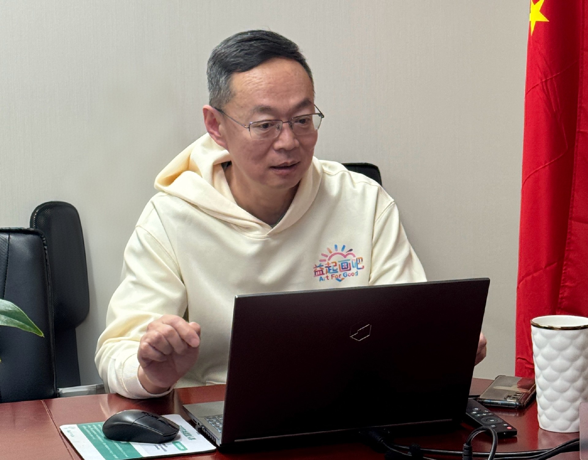 魏泱.jpg